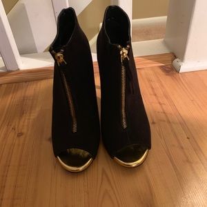 Peep Toe Bootie Pumps Gold and Black